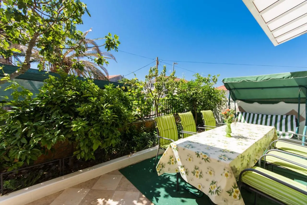 Apartments Katic Trogir