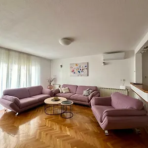  Apartament Adria